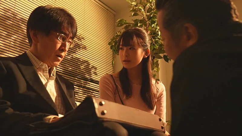 ông chồng vay nợ giang hồ, bà xã phải bán thân để trả nợ