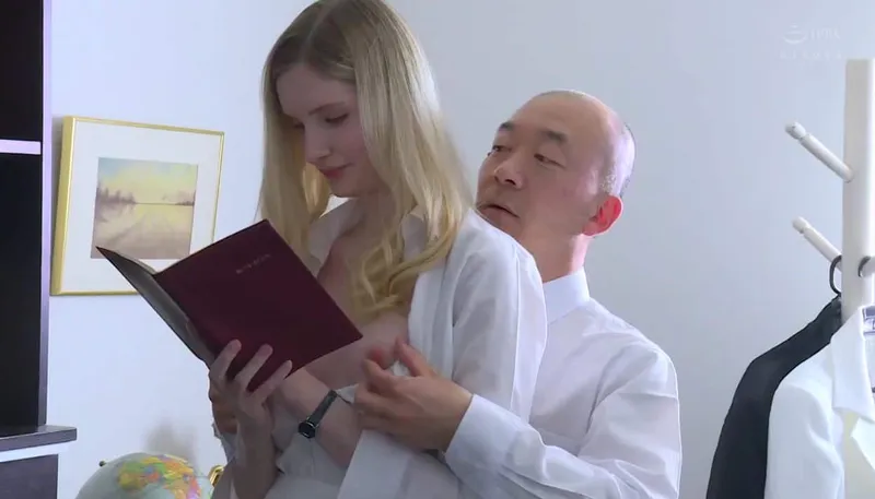 Cô vợ chấp nhận làm em người yêu cho đối tác của ông chồng để trả nợ